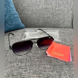 QUAY | High Key Mini | Black Fade